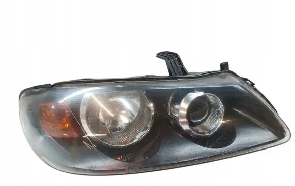 Nissan Almera N16 Headlight/headlamp 
