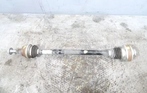 Rear driveshaft