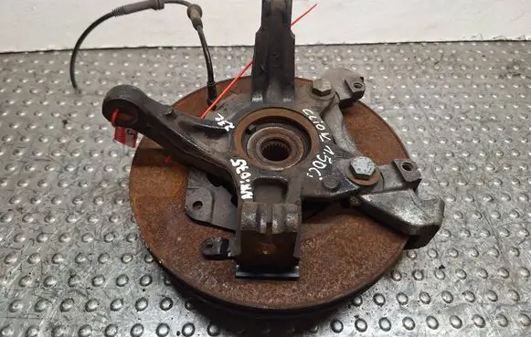 Renault Clio IV Front wheel hub spindle knuckle S25056075 400158668R