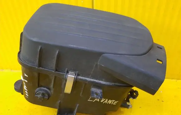 Maserati Levante Air filter box 72423844