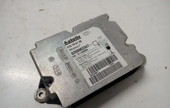 Renault Clio III Airbag control unit/module 8200962347