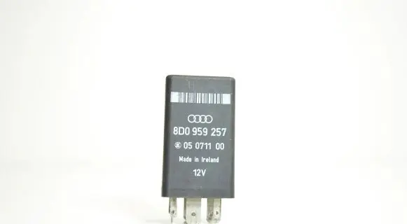 Audi A4 S4 B5 8D Other relay 8D0959257