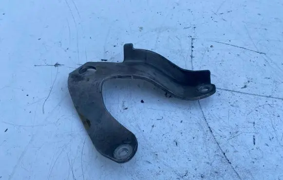 Volkswagen PASSAT B8 other engine part 05E103390A