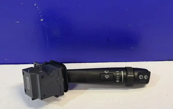 Volvo XC90 Wiper control stalk 30768101