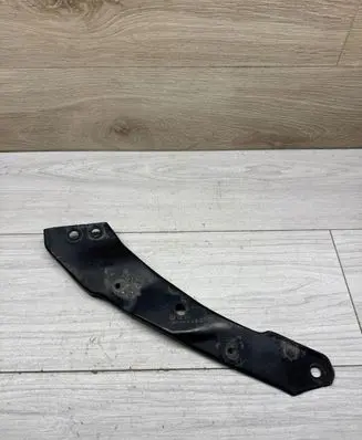 Volkswagen Golf V Radiator support slam panel bracket 5K0806929B