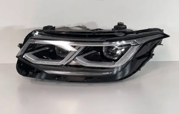 Volkswagen Tiguan Allspace Headlight/headlamp F00HTV7025