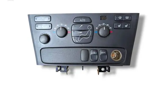 Volvo V70 Air conditioning/heating control unit 8691876