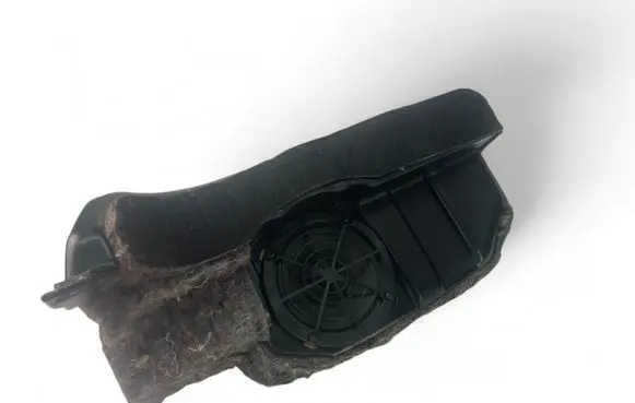Audi A6 S6 C5 4B Subwoofer speaker 4B9035382A