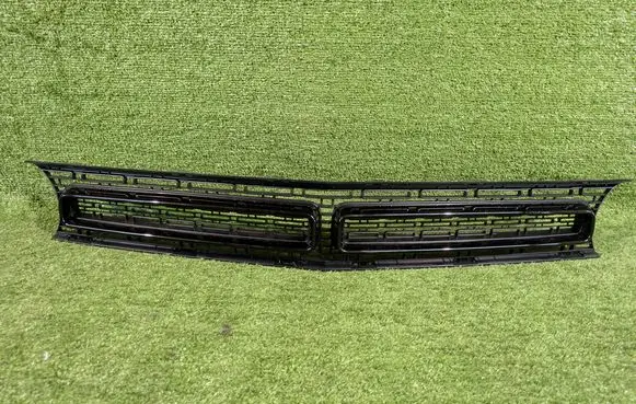 Dodge Challenger Front grill 