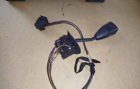 BMW 3 E36 Wiper control stalk 012005 PA66MF