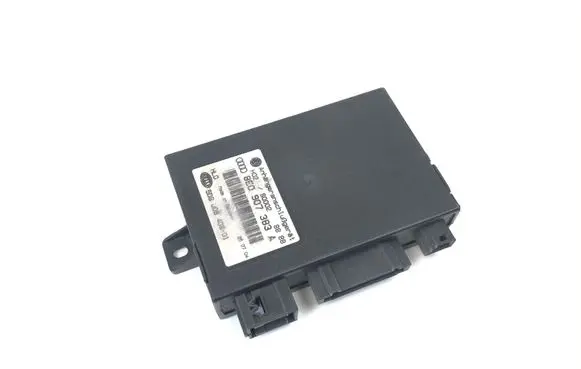 Audi A4 S4 B6 8E 8H Tow bar trailer control unit/module 8E0907383A