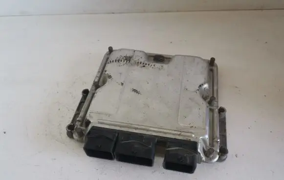 Citroen Xsara Picasso Engine control unit/module 9647693180 0281011084