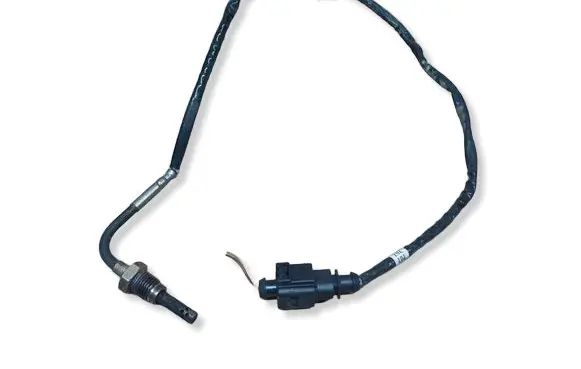 Volkswagen Golf VII Exhaust gas temperature sensor 04L906088K