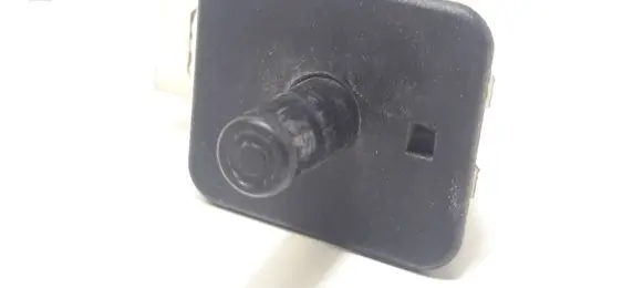 Mercedes-Benz C W202 Front door sensor 2028209410