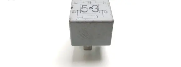 Volkswagen Golf IV Other relay 141951253B