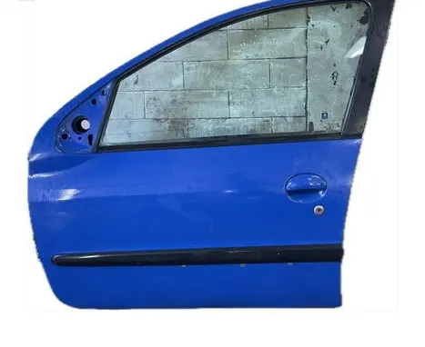 Peugeot 206 Front door