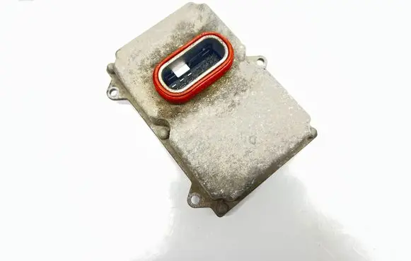 Mercedes-Benz E W211 Headlight ballast module Xenon 5DF00827900 A0028202426