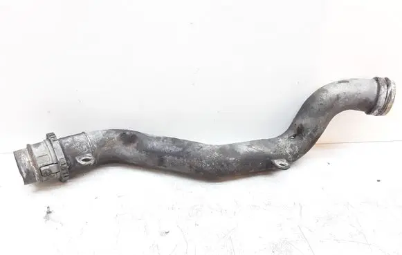 Volvo XC70 Engine coolant pipe/hose