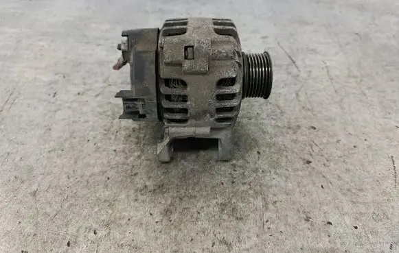 Renault Clio III Generator/alternator 