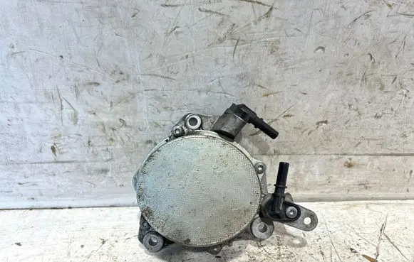 Peugeot 508 Vacuum pump 9673836180