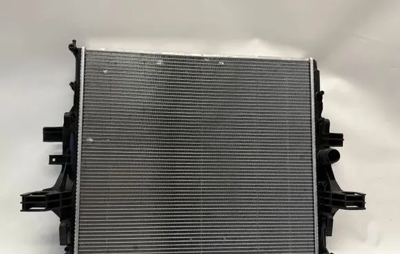 Iveco Daily 6th gen Coolant radiator MR422137-2730 MR4221372730