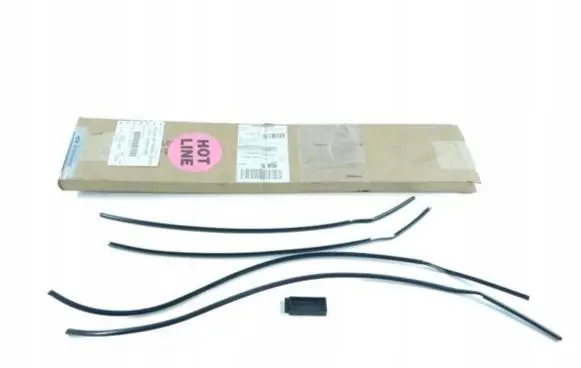 Ford Crown Victoria I Side skirt rear trim YW7Z5420910BA