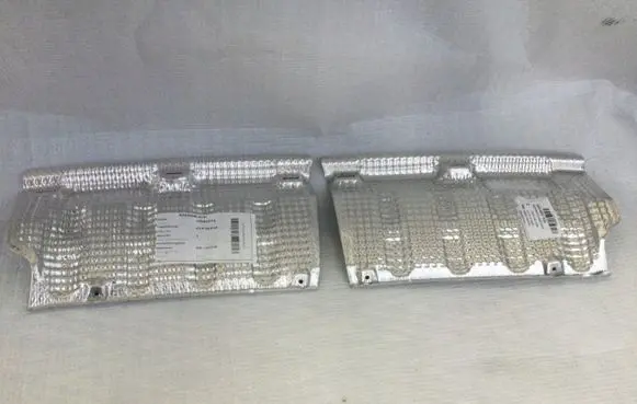 Volkswagen PASSAT B8 Heat shield in engine bay 3G0825716