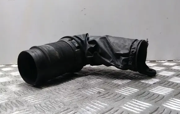 KIA Sorento Air intake duct part 282003E600