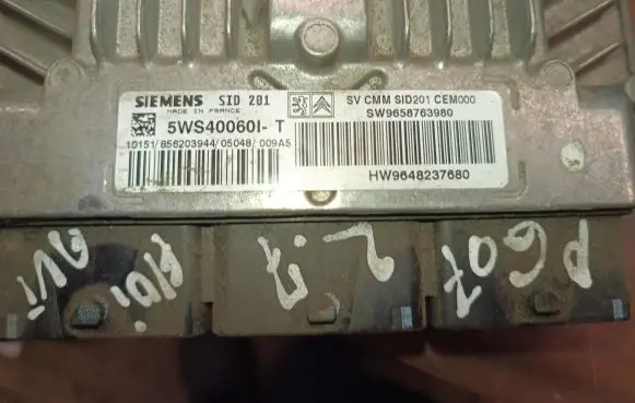Peugeot 607 Engine control unit/module 5ws40060it hw9648237680 sw9658763980