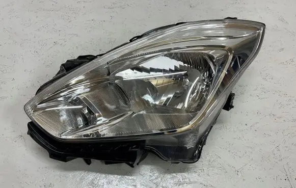 Suzuki Swift III Headlight/headlamp