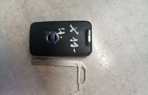 Volvo V60 Ignition key/card 30659607