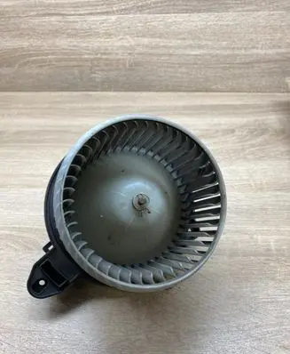 Audi A6 S6 C5 4B Heater fan/blower 0130111202 MF0160700360