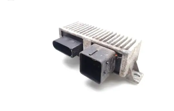 Nissan X-Trail T32 Glow plug pre-heat relay 8200558438