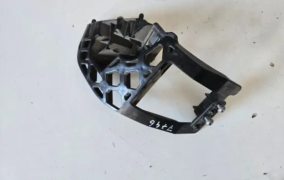 BMW M8 F93 Gran Coupe Front bumper mounting bracket 8074823