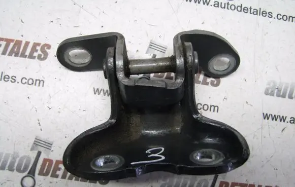 Toyota Yaris Rear door upper hinge