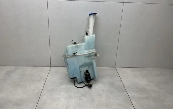 Hyundai Tucson TL Windshield washer fluid reservoir/tank 98610D7000