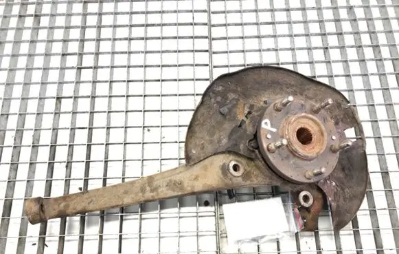 Front wheel hub spindle knuckle