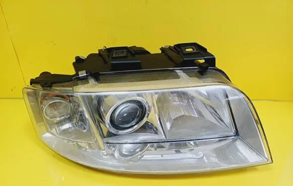 Audi A6 S6 C5 4B Headlight/headlamp 