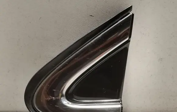 Lexus RX 450H Fender end trim 6011848030