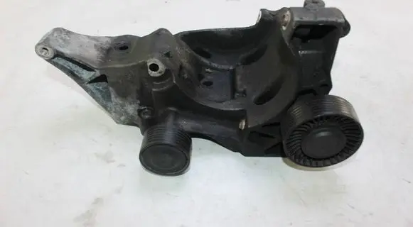 BMW 5 E60 E61 Generator/alternator bracket 7802639 13992010 GD01485