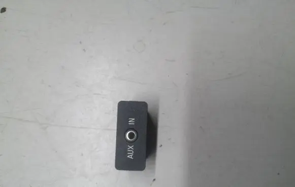 BMW 5 F10 F11 AUX in-socket connector 61316986791