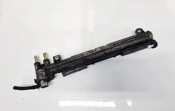 Volkswagen Golf IV Fuel main line pipe 036133319