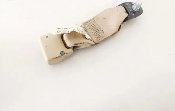 Subaru B9 Tribeca Rear seatbelt buckle 09909b