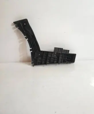 Rear bumper mounting bracket