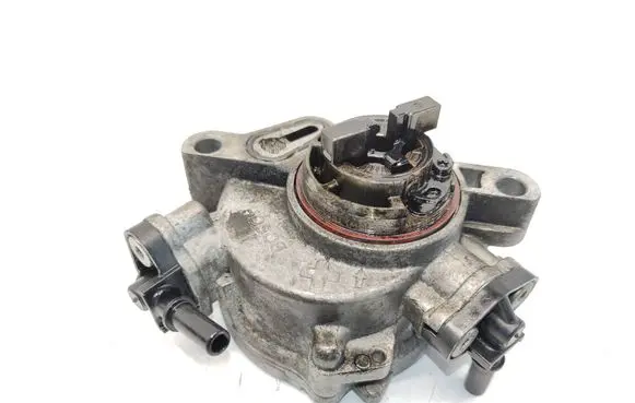 Peugeot 308 Vacuum pump 9804021880 1C10305E