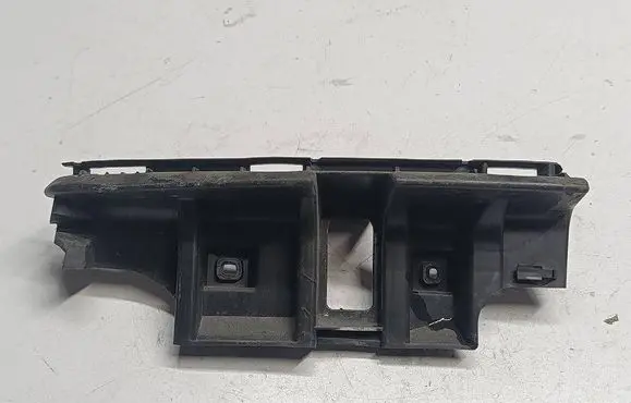Volvo C30 Rear bumper mounting bracket 31323158 BP8BA