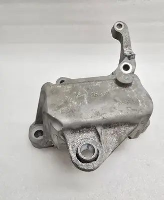 Volvo XC40 Engine mount bracket 31460249