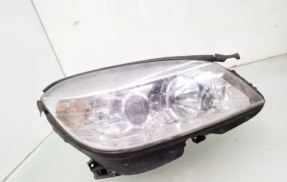 Mercedes-Benz C W204 Headlight/headlamp 0301234202
