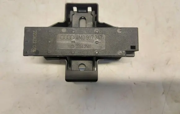Audi Q7 4M Keyless system antenna 4m0907247-jlk01