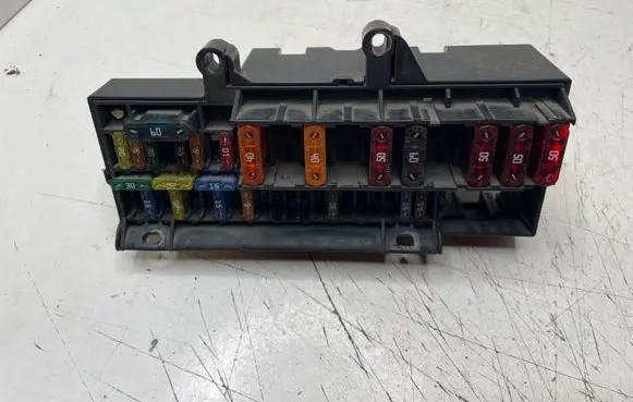 BMW 7 E65 E66 Fuse module 6900582